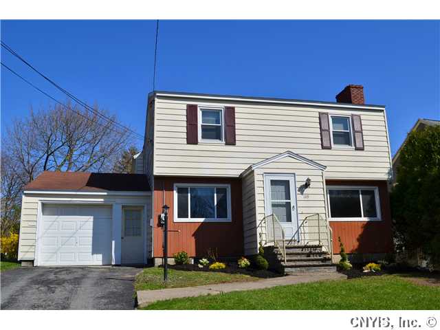 Dewitt, NY - $165,000